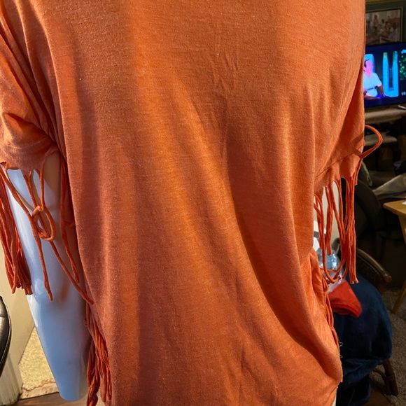 Top - Picture 2 of 3